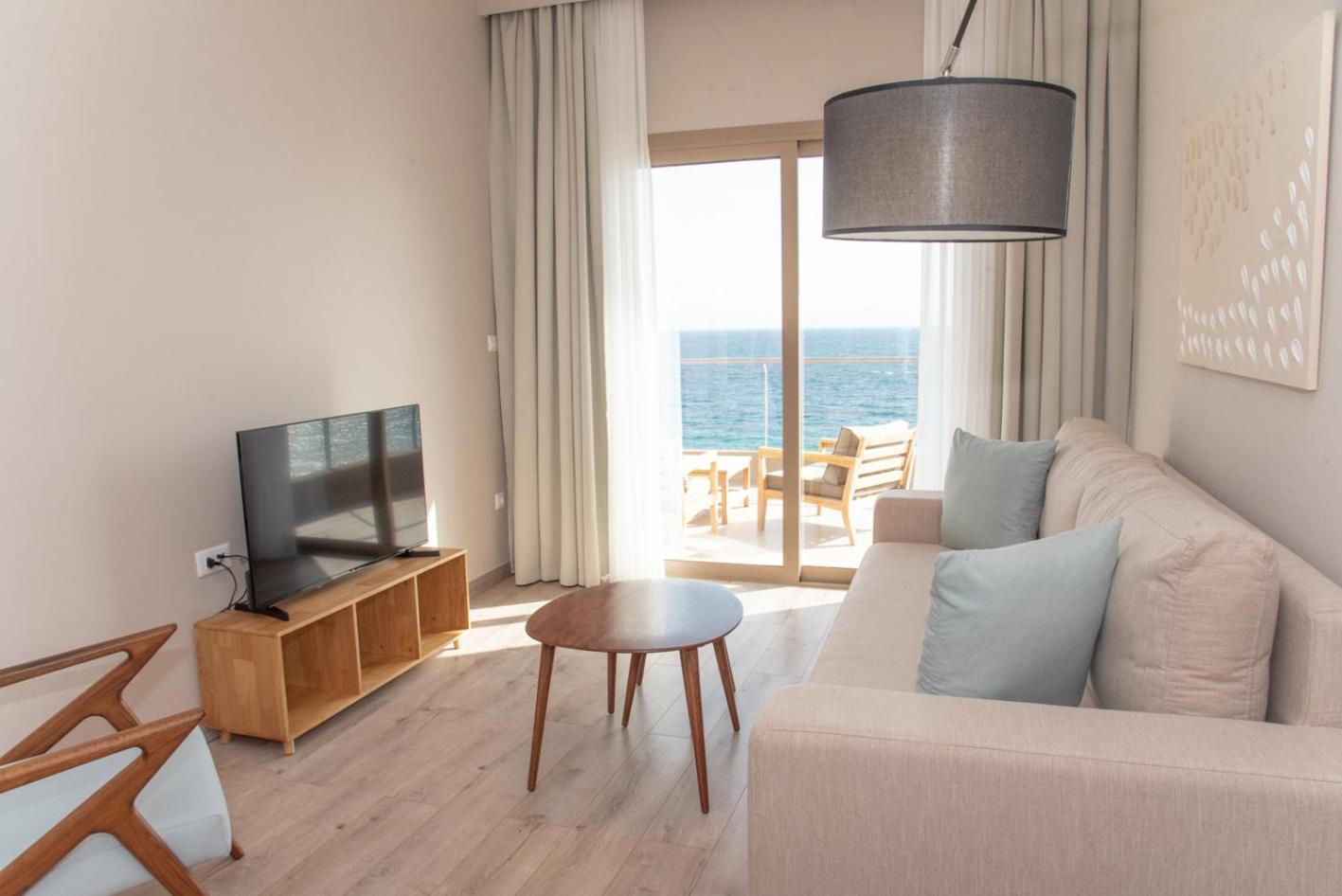 Kaiser Luxury Suites Achílleion Eksteriør billede