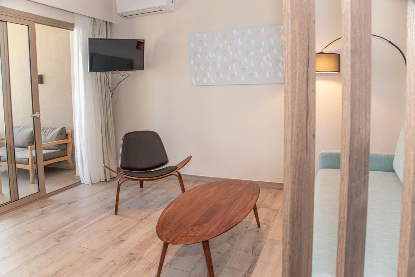 Kaiser Luxury Suites Achílleion Eksteriør billede